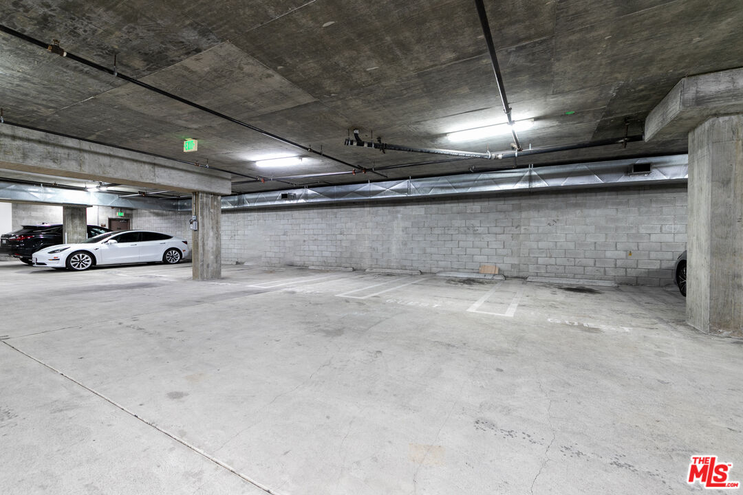 12411 Pacific Ave Unit: 205