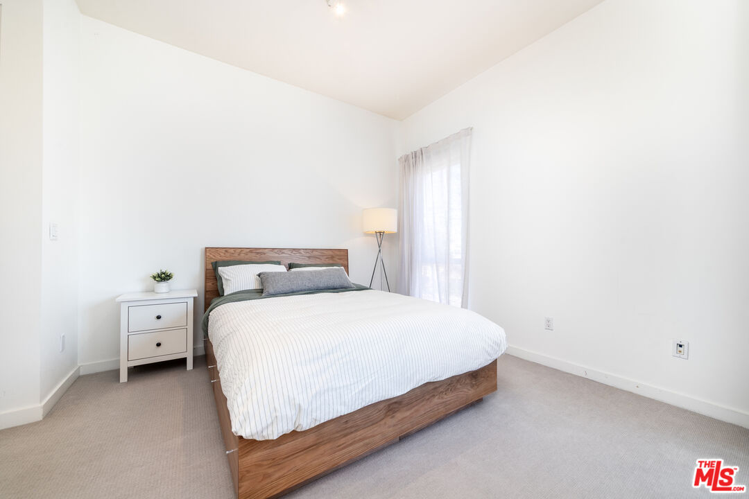 12411 Pacific Ave Unit: 205