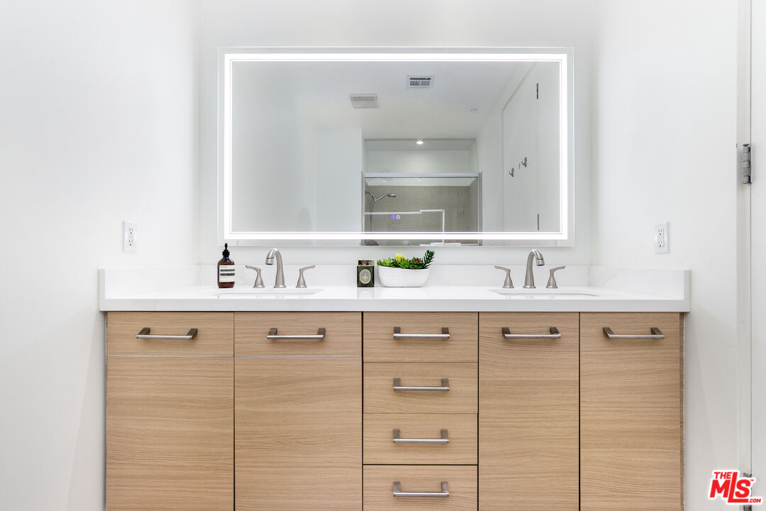 12411 Pacific Ave Unit: 205