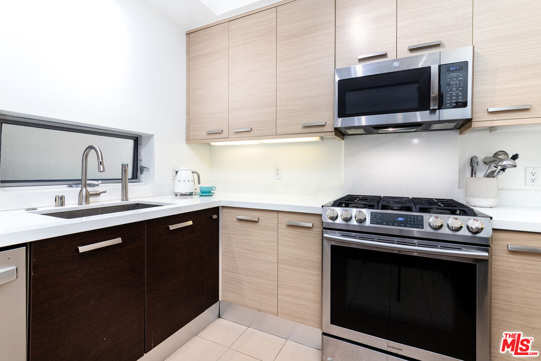 12411 Pacific Ave Unit: 205