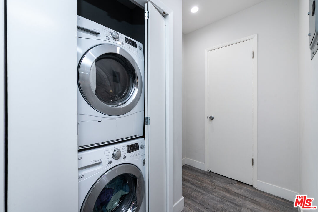 1145 Larrabee St Unit: 6