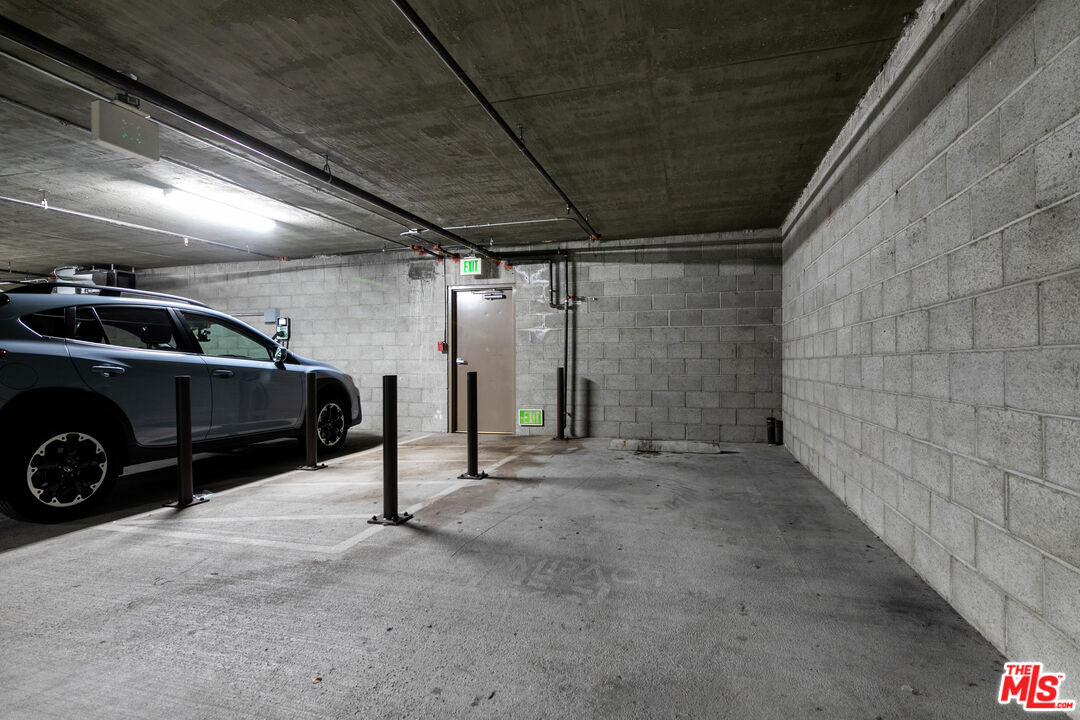 4060 Glencoe Ave Unit: 222