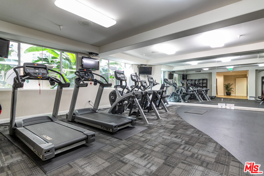 4060 Glencoe Ave Unit: 222