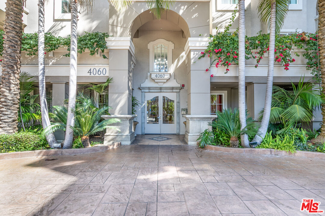 4060 Glencoe Ave Unit: 222