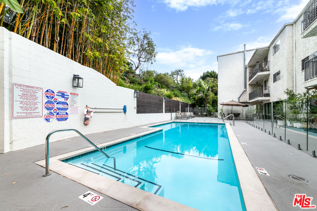 1230 Horn Ave Unit: 516