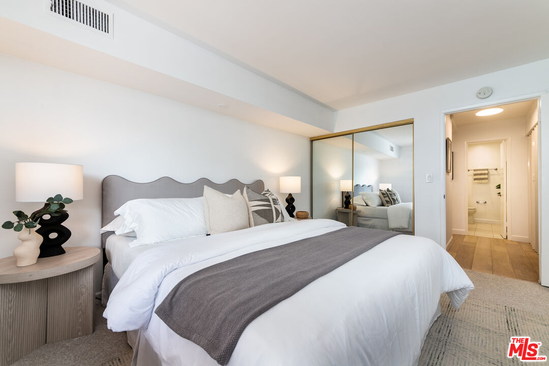 1230 Horn Ave Unit: 516