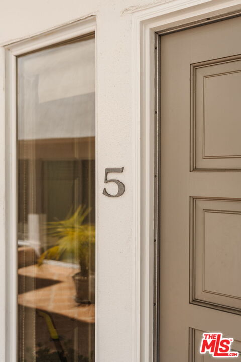 913 Euclid St Unit: 5