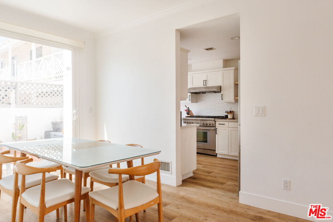 913 Euclid St Unit: 5