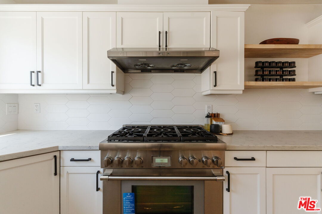 913 Euclid St Unit: 5