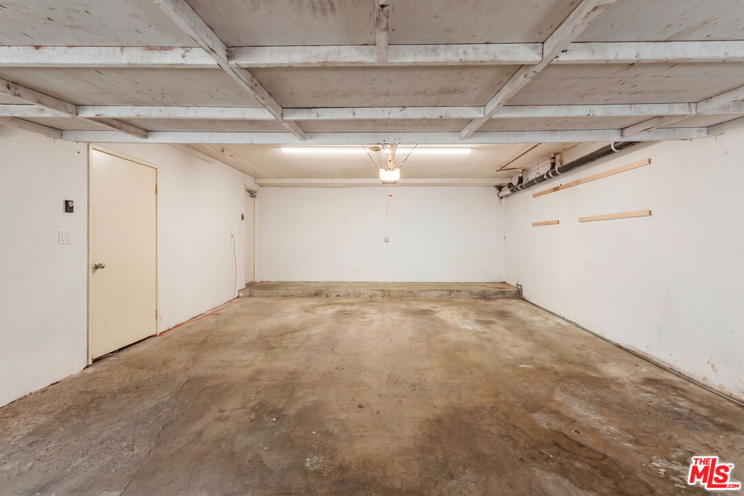 913 Euclid St Unit: 5
