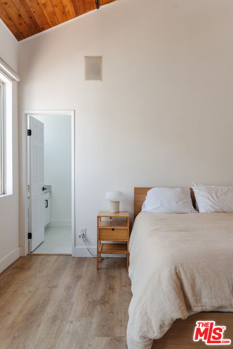 913 Euclid St Unit: 5