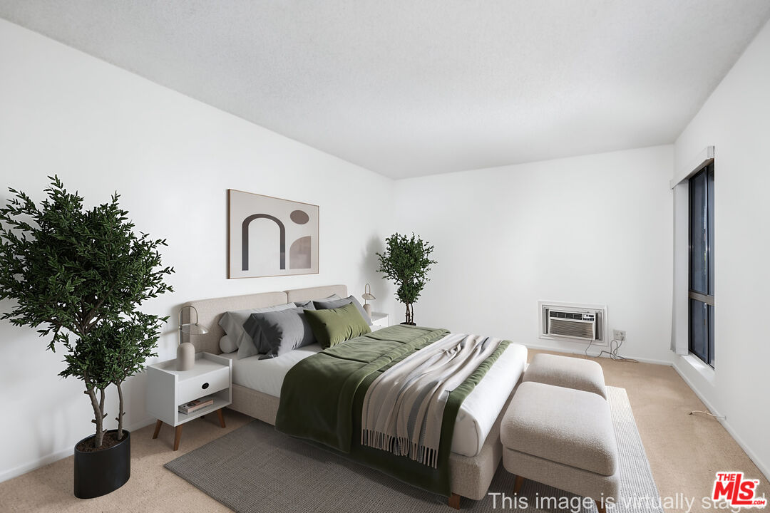 355 S Los Robles Ave Unit: 210