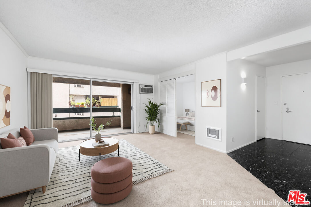 355 S Los Robles Ave Unit: 210