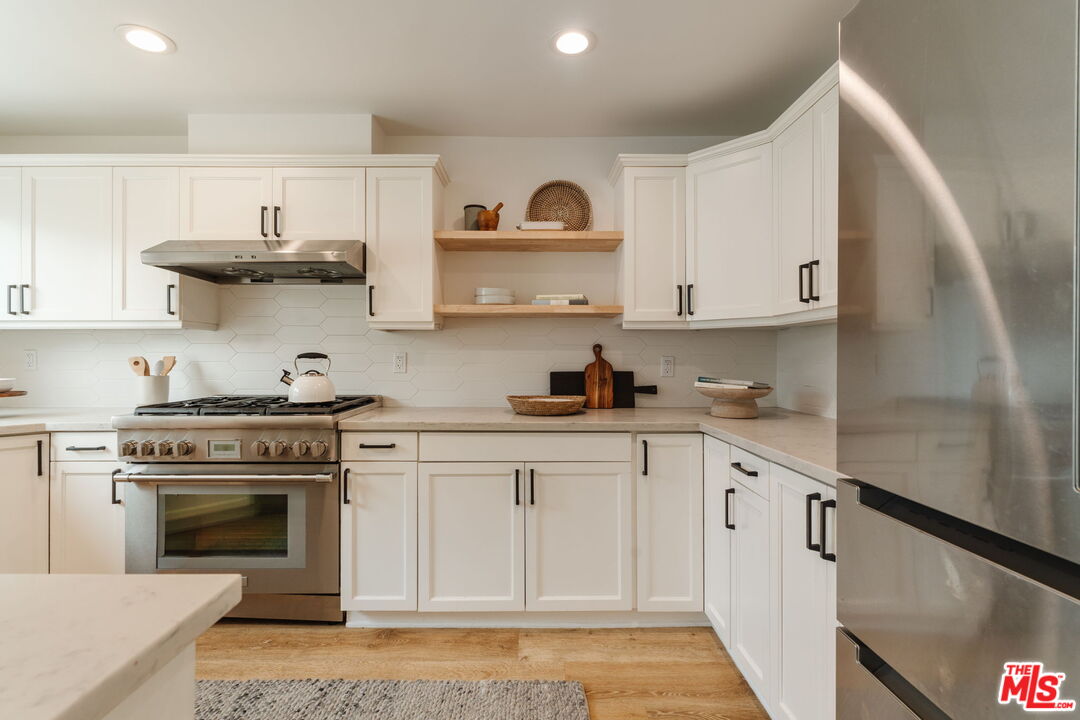 913 Euclid St Unit: 5