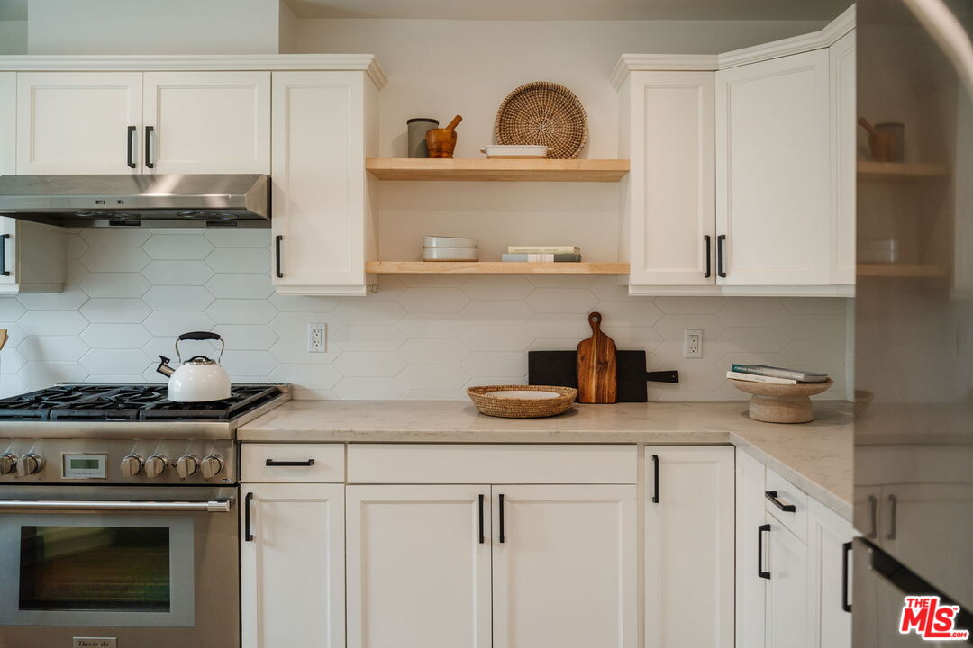 913 Euclid St Unit: 5