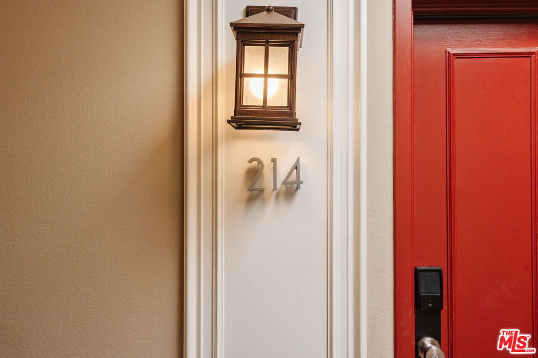 1731 Barry Ave Unit: 214