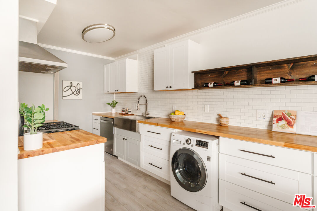 1845 Corinth Ave Unit: 107