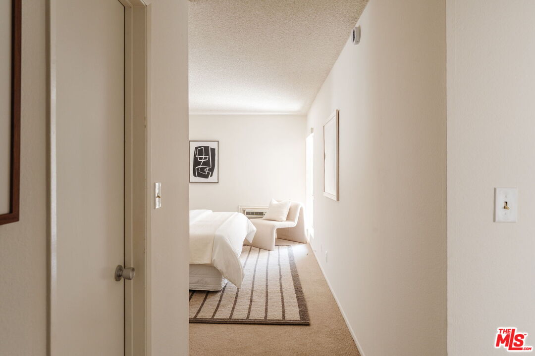 355 S Los Robles Ave Unit: 210