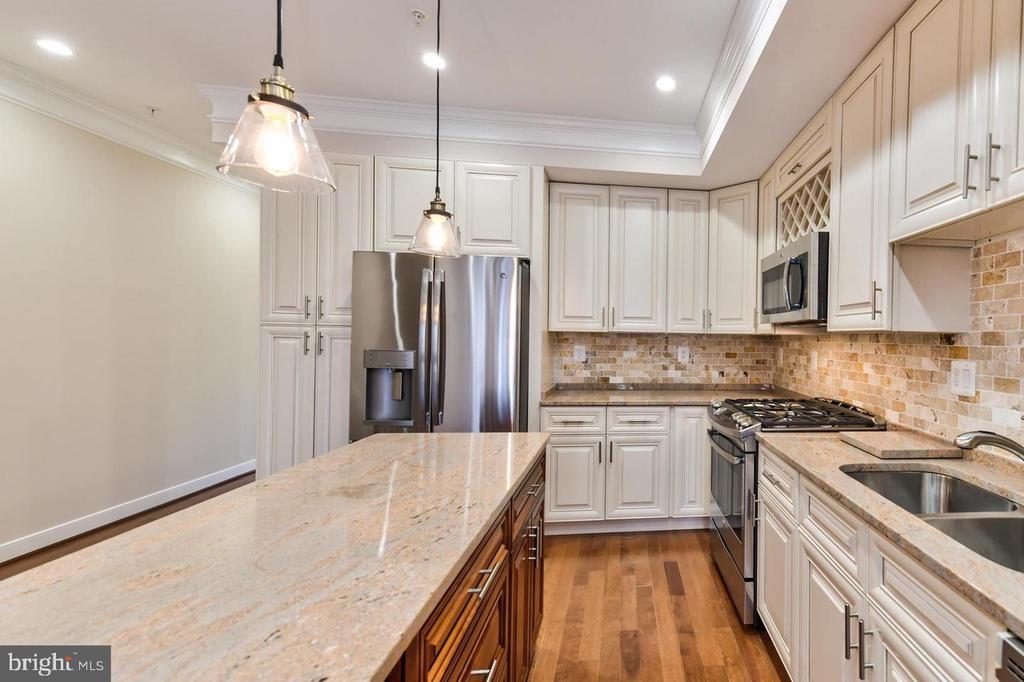59 R STREET NE 2