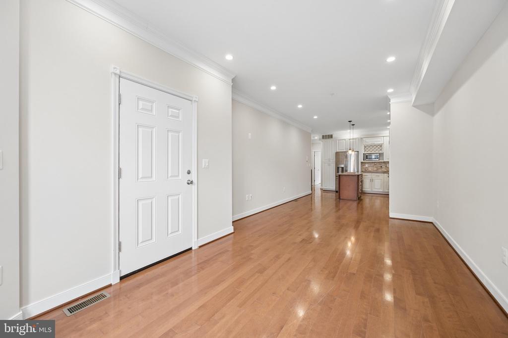 59 R STREET NE 1