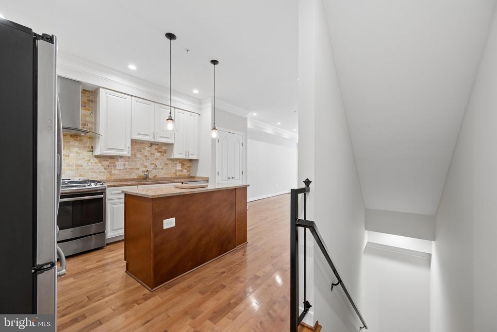 59 R STREET NE 1