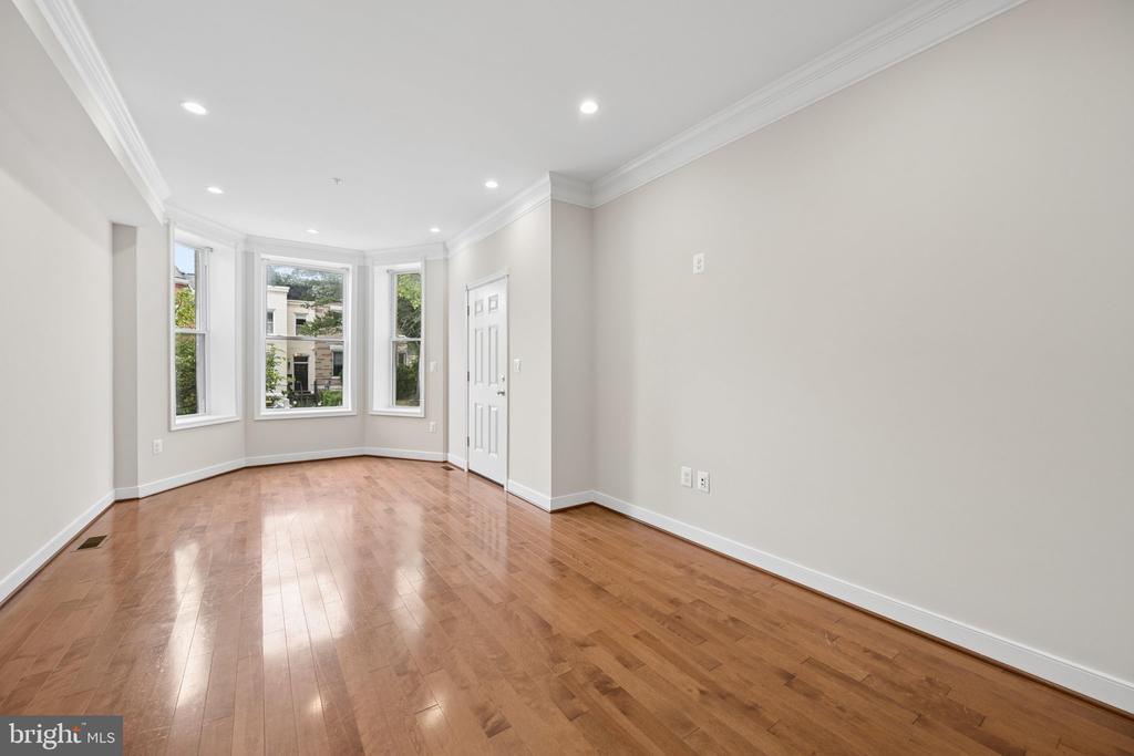 59 R STREET NE 1