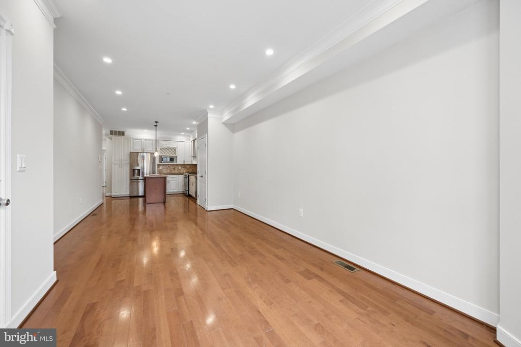 59 R STREET NE 1