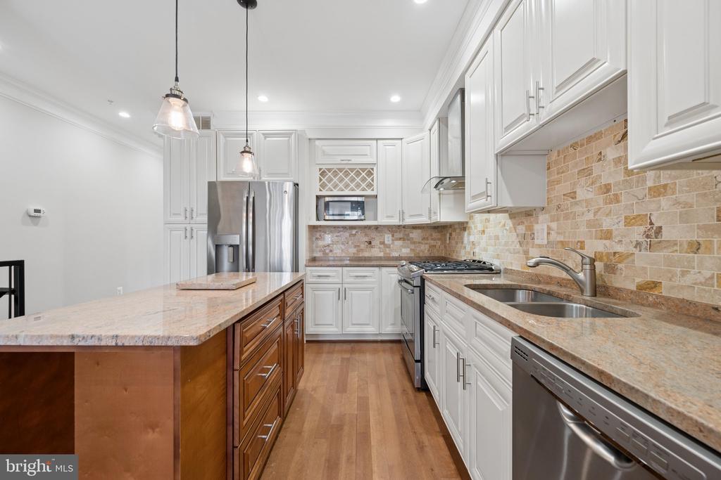 59 R STREET NE 1