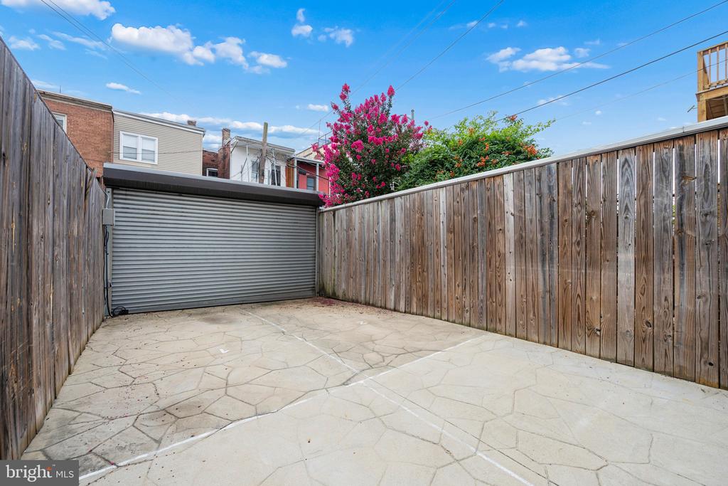 59 R STREET NE 1