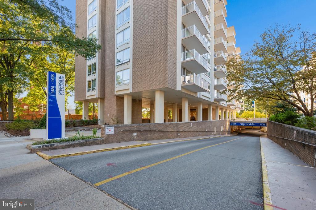 1435 4TH STREET SW Unit: B412