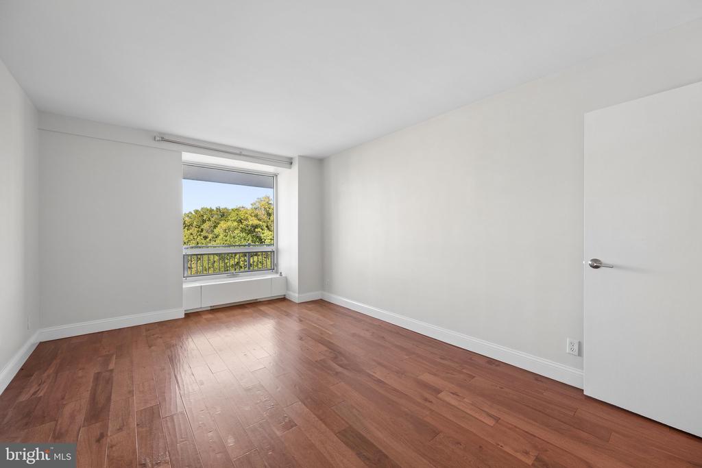 1435 4TH STREET SW Unit: B412