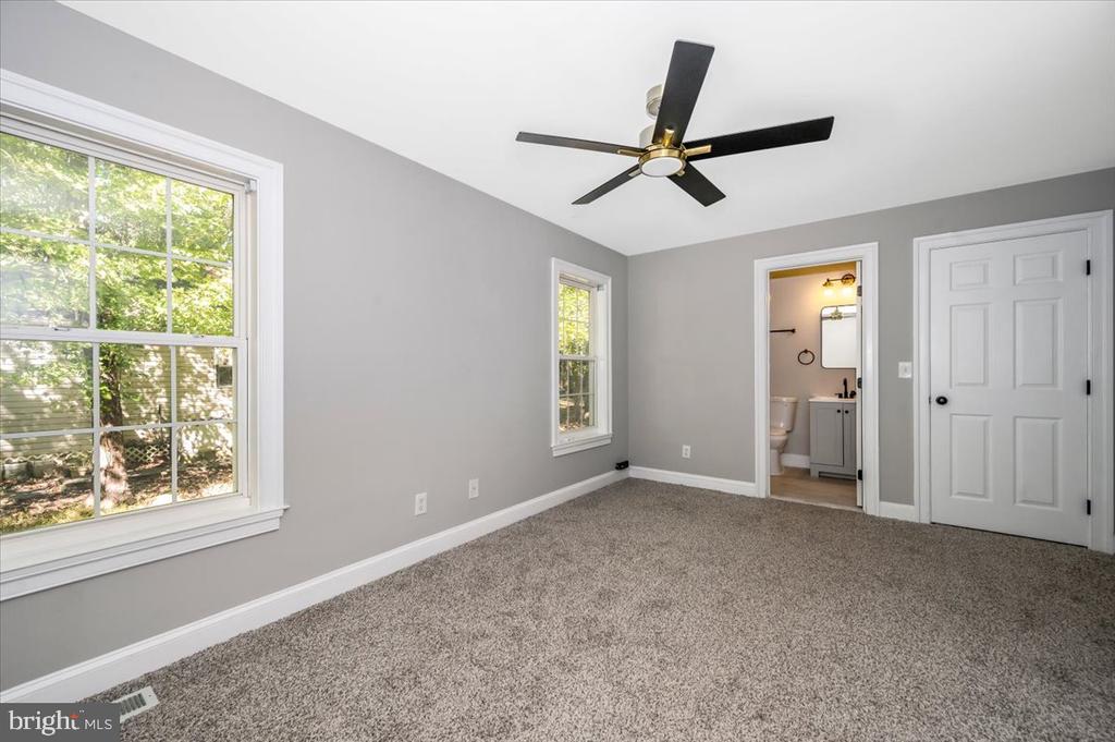 1552 DENNIS ROAD