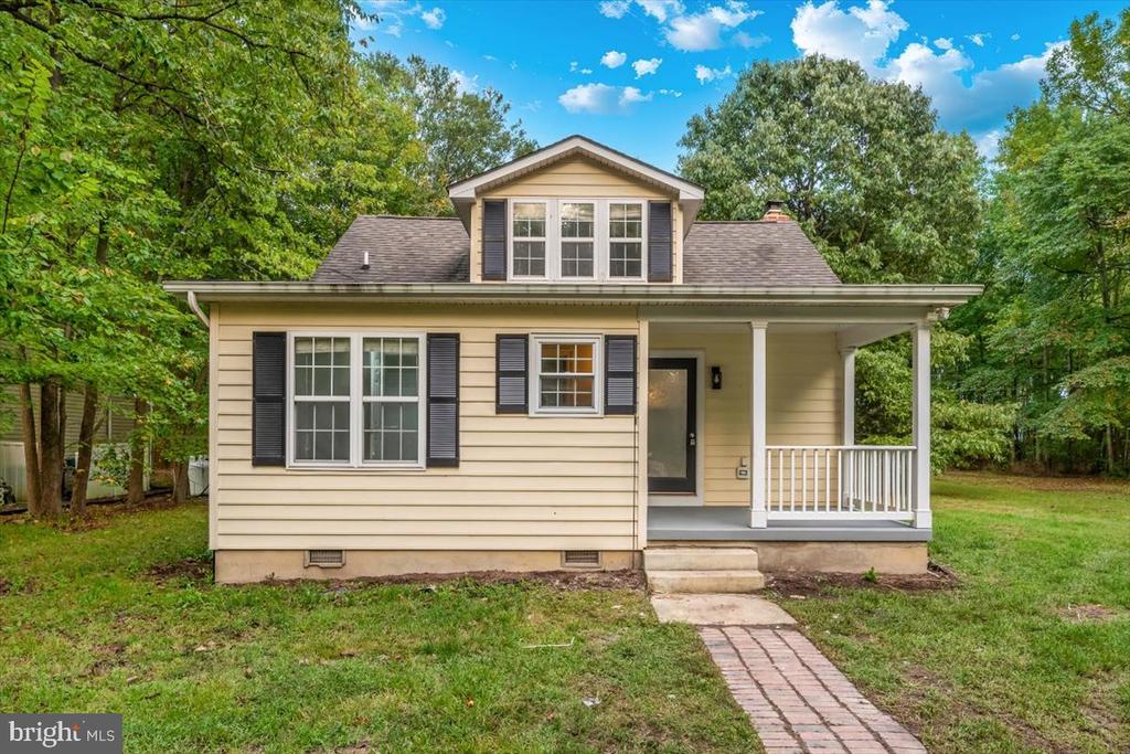 1552 DENNIS ROAD