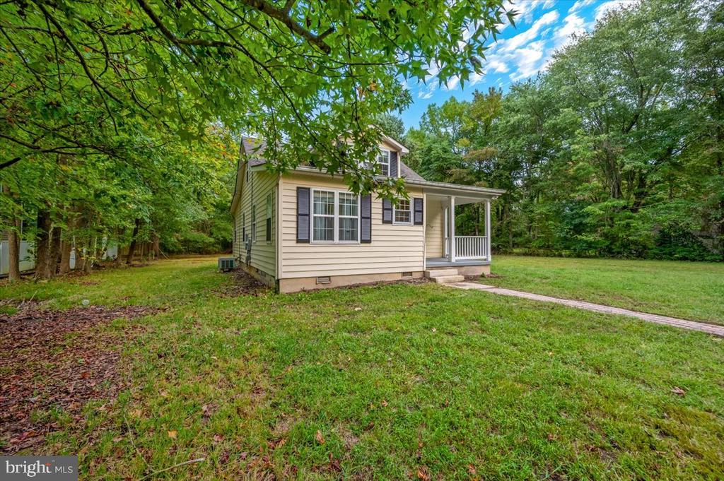 1552 DENNIS ROAD