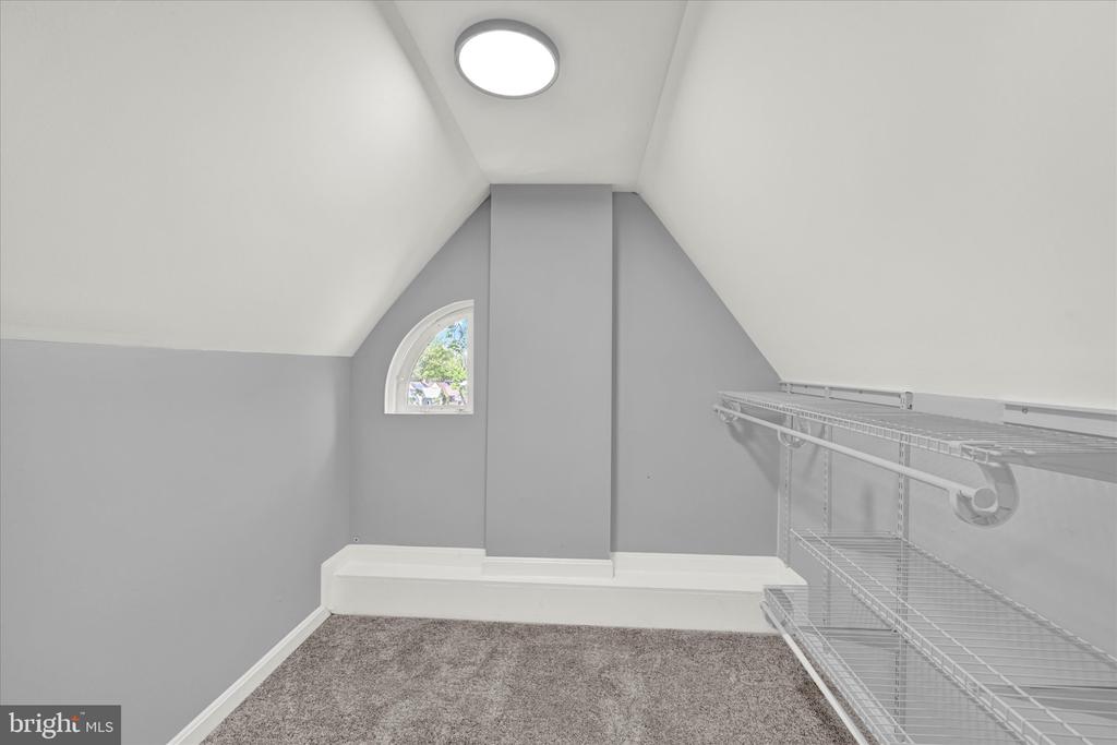3106 CHESLEY