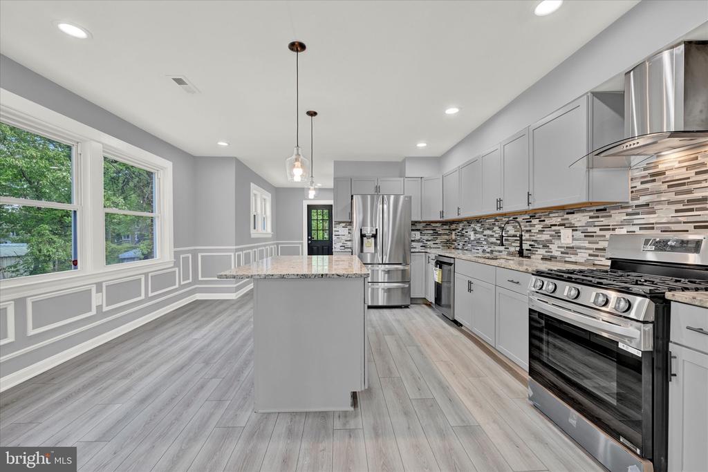 3106 CHESLEY