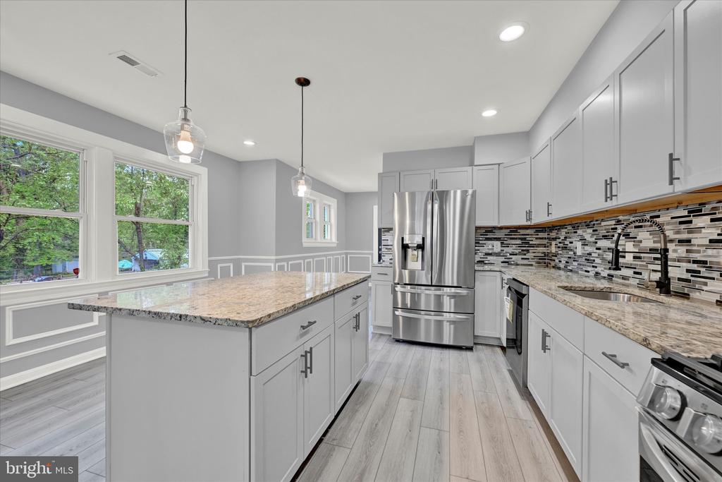3106 CHESLEY