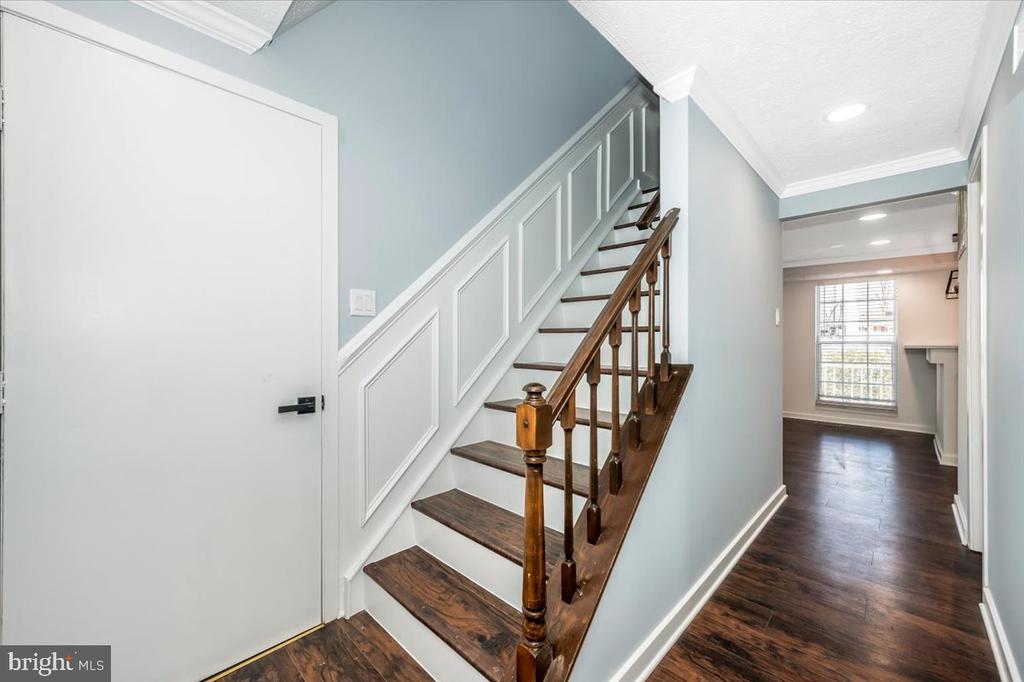7 RUSSET COURT