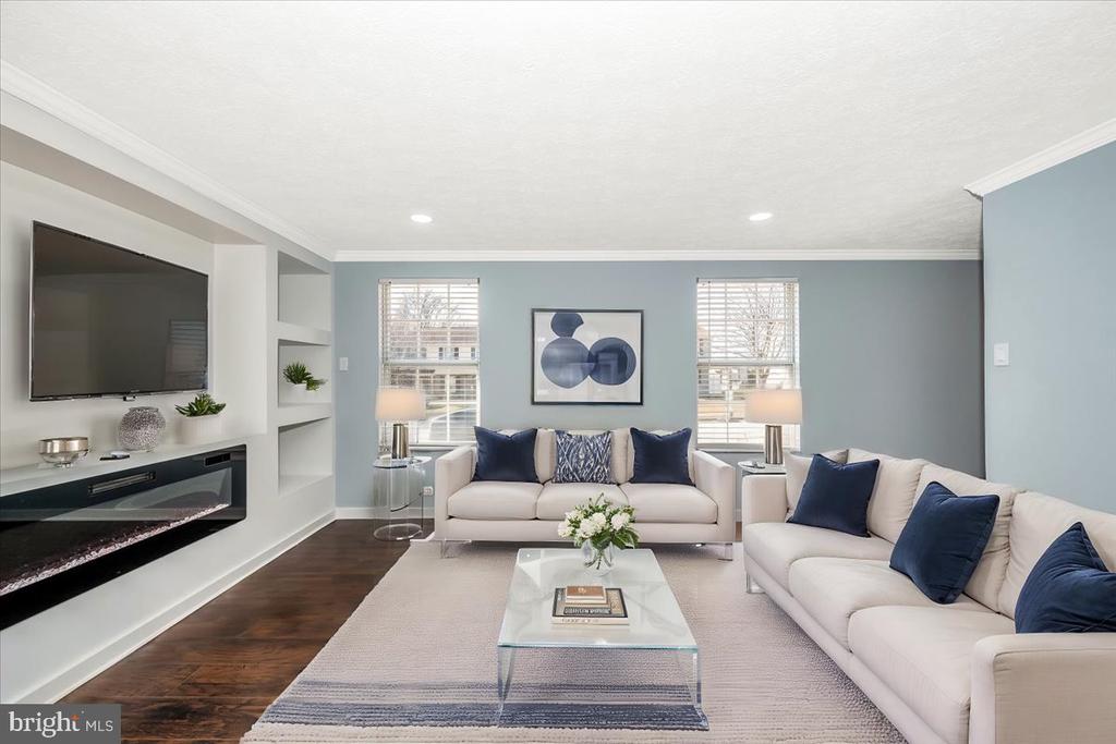 7 RUSSET COURT
