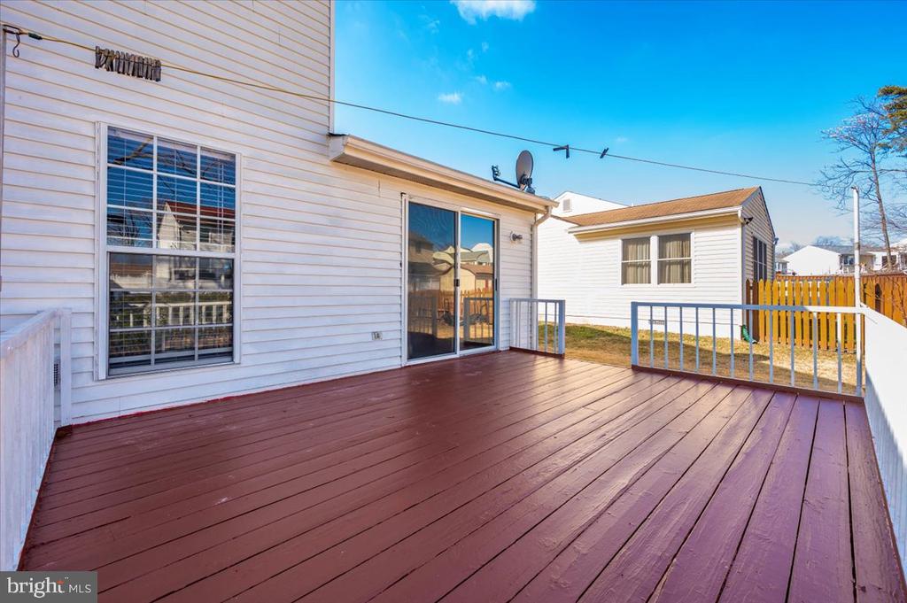 7 RUSSET COURT