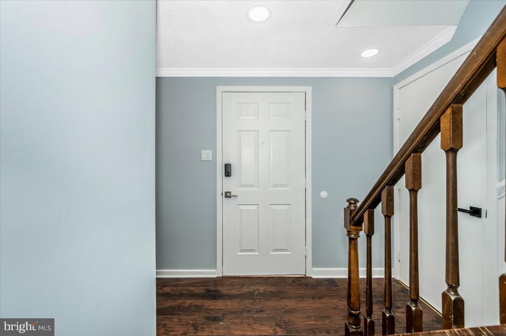 7 RUSSET COURT