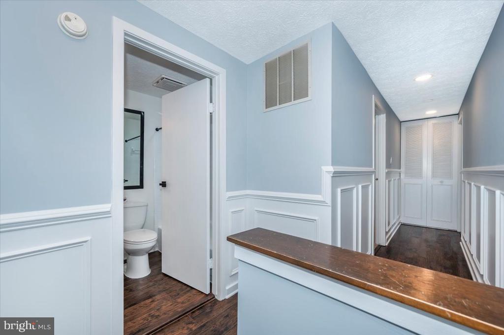 7 RUSSET COURT