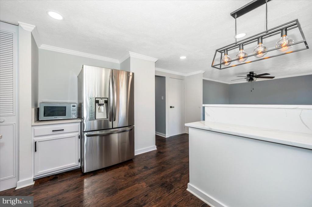 7 RUSSET COURT