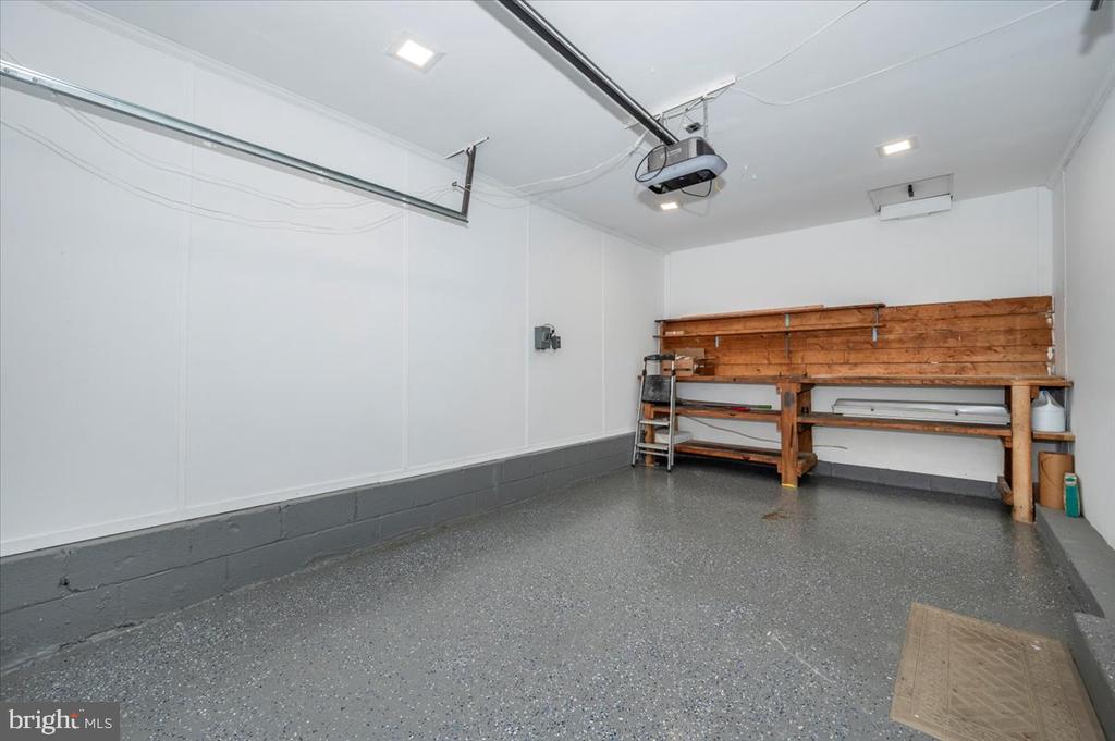 7 RUSSET COURT