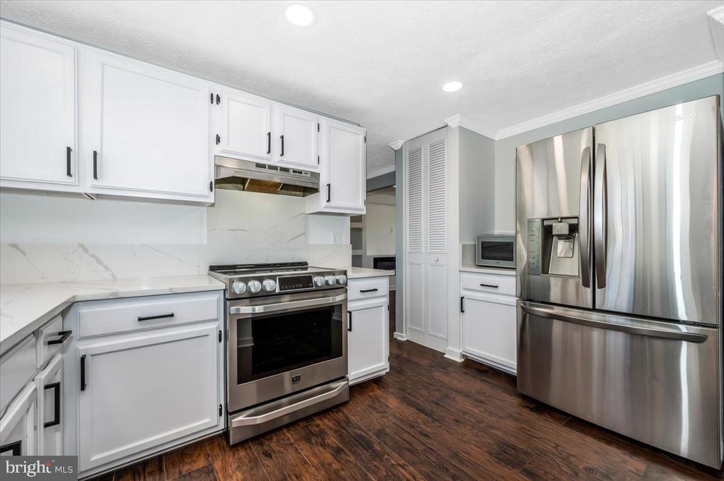 7 RUSSET COURT