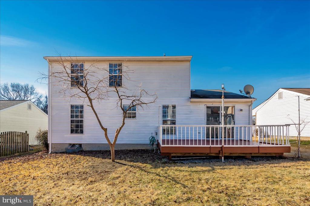 7 RUSSET COURT