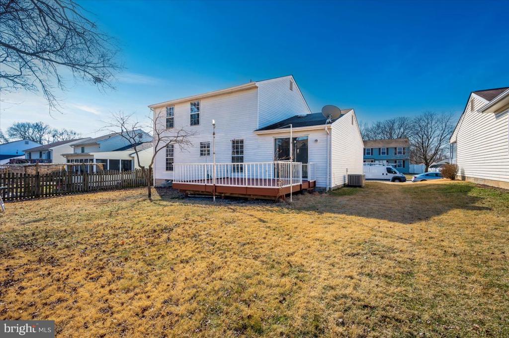 7 RUSSET COURT