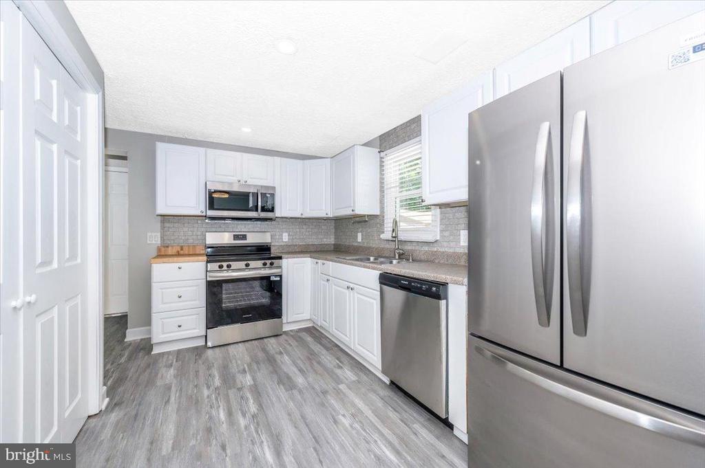 12284 BANDERA LANE