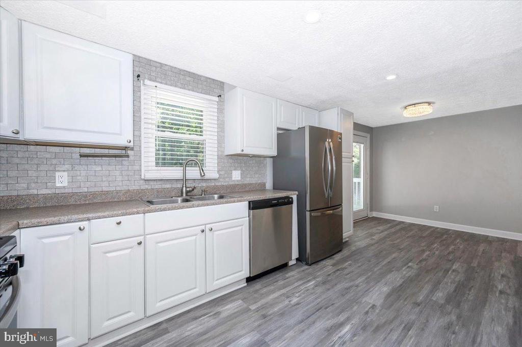12284 BANDERA LANE