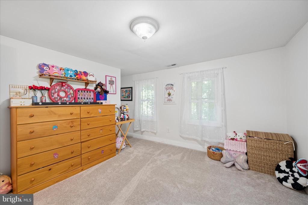 7409 SPOUT HILL ROAD